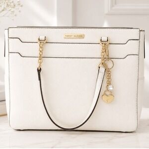 NWT Tommy Hilfiger Ivory Structured Tote Bag Gold Chain Heart Charm Old Money